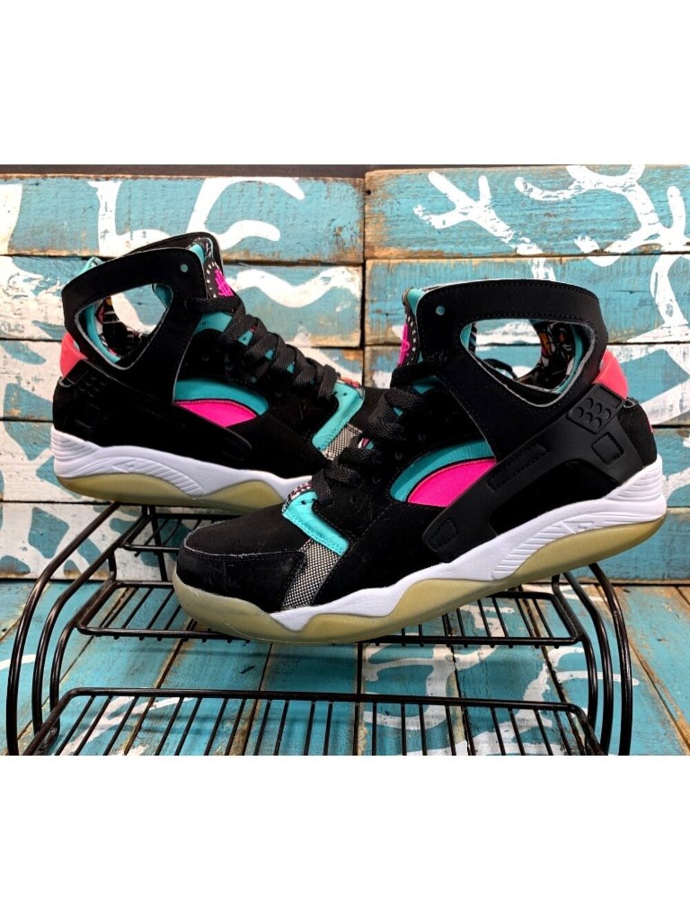 Nike Shoes Mens Size: 8 Black Air Flight Huarache South Beach Retro 705005-003